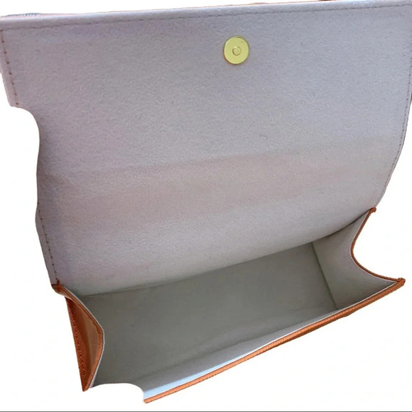 Tory Burch Orange Magnetic Closure Sunglasses Case - Picture 6 of 7